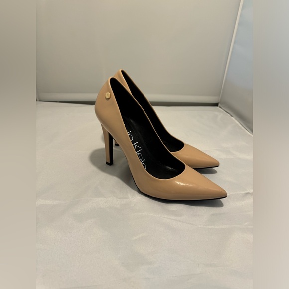 Calvin Klein Dress Shoes - Picture 2 of 5